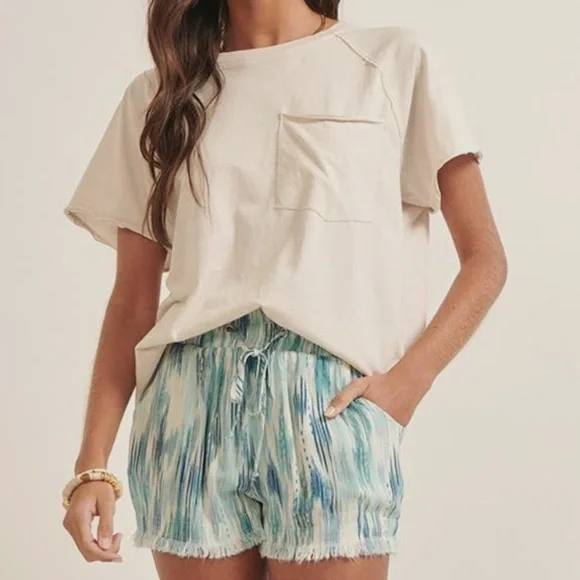 The Lucy Pocket Tee - White Smoke - Picture 2 of 4